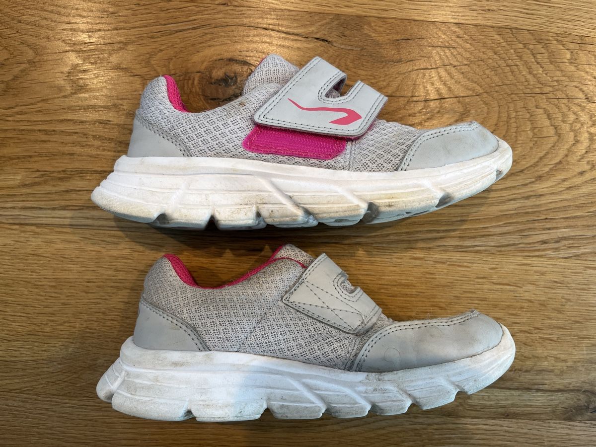 Scarpe per ragazze: Turnschuhe Gr.30 – Usato da Aadorf venduto da Annika82