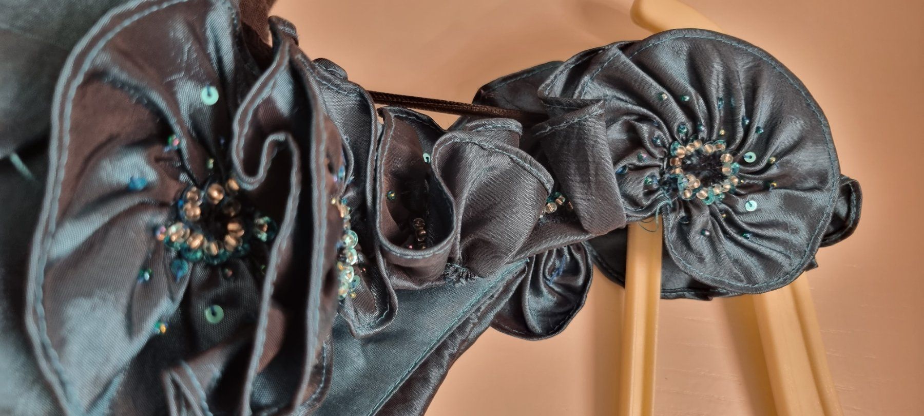 Vestiti: Merys Couture Abendkleid – Usato da Niederglatt ZH venduto da Carbon88 4