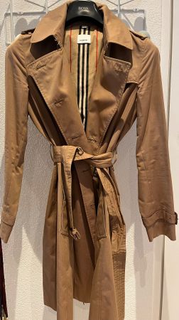 Burberry Trenchcoat