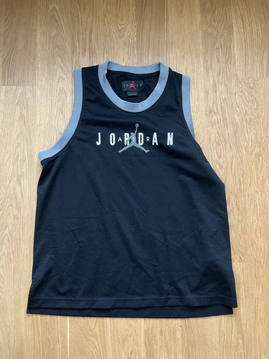 Jordan T-shirts: Jordan Tanktop Gr. L – D'occasion à Luzern par lou_p8qb