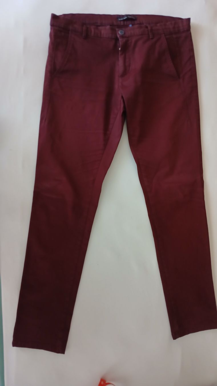 Zara Pantaloni: ZARA HERREN LANGEHOSE Gr 32 – Usato da Villa Luganese venduto da luxlady 1