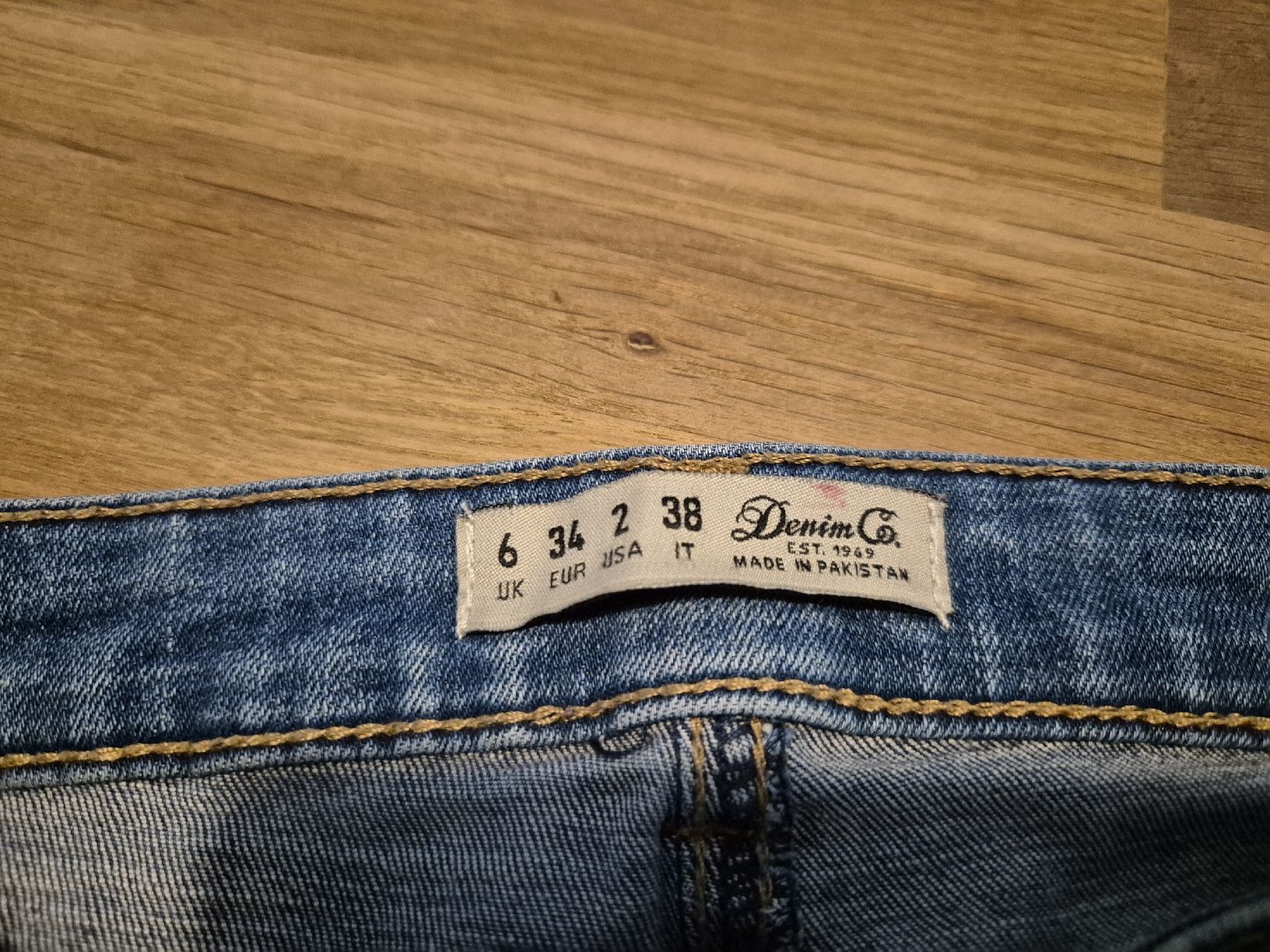 Pantaloni: Jeanshose Gr. 34, Denim – Nuovo (secondo la descrizione) da Urtenen-Schönbühl venduto da Chaeppeler 5
