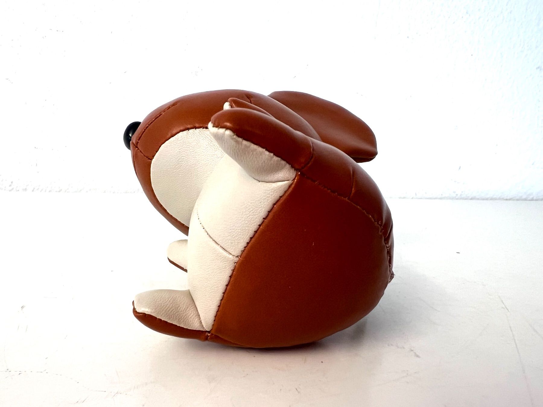 Statuette: ZÜNY Mouse Briefbeschwerer 250 g Kunstleder ca. 2008-2014 – Usato da Zürich venduto da Arche_Brockenhaus 3