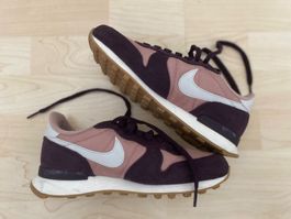 Nike Sneaker, Grösse 37, Lila/Rosa - Top Zustand!