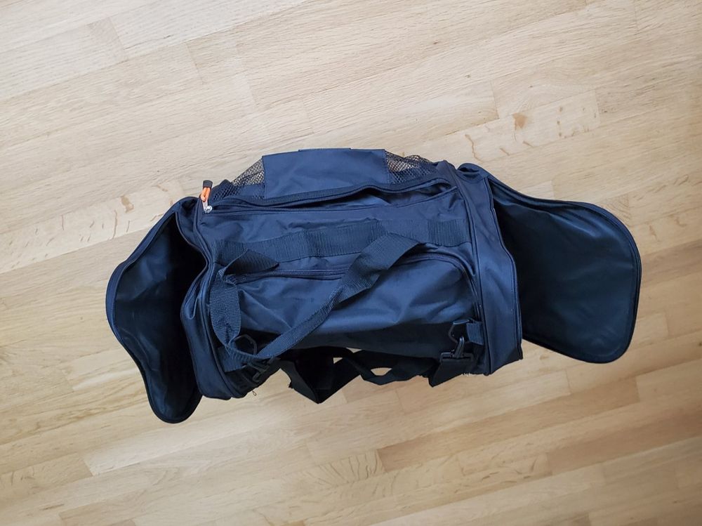 Borse: Sporttasche 50x 30x 28 cm. Neu – Nuovo (secondo la descrizione) da Wetzikon ZH venduto da Wetzicardo25 5