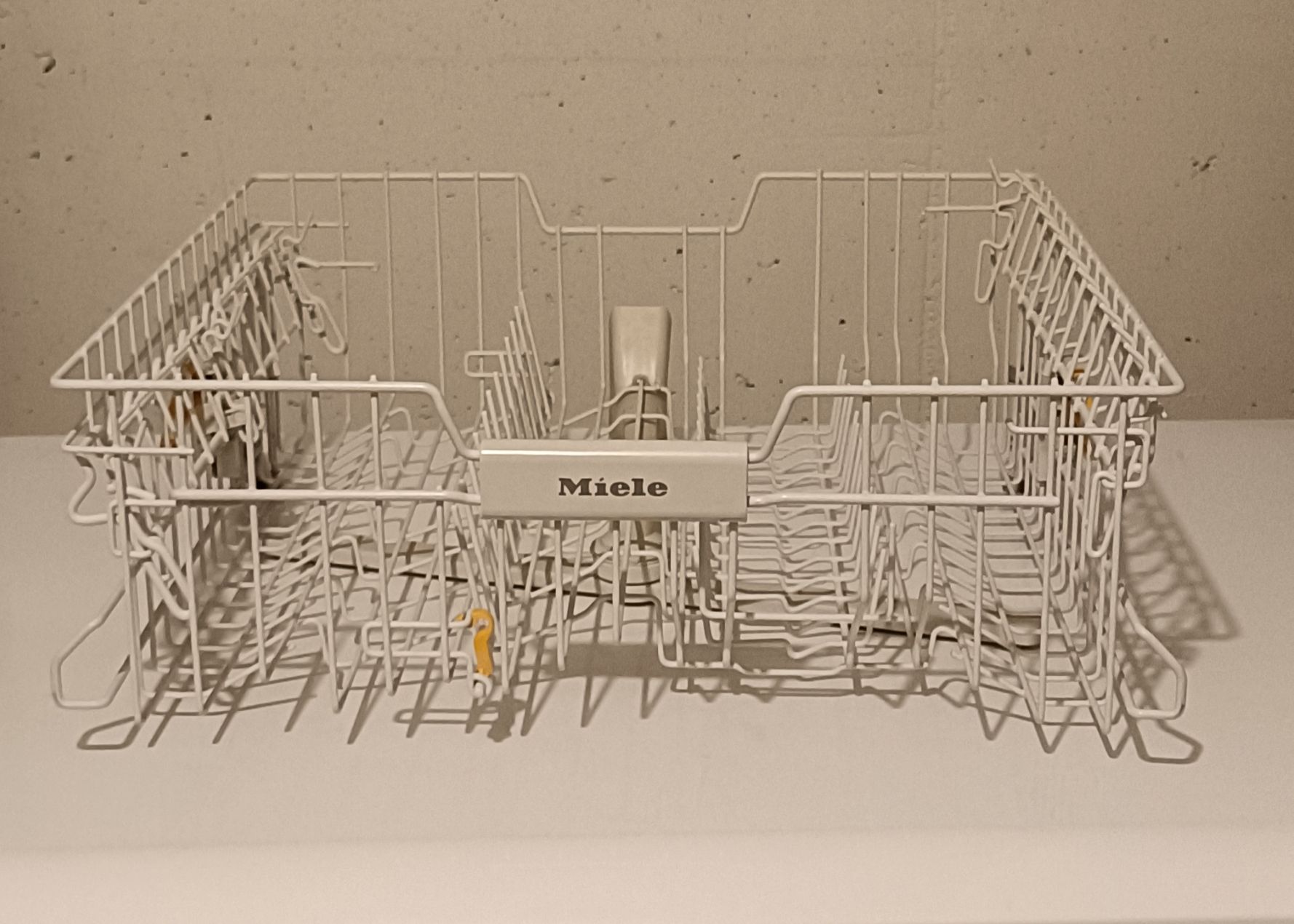 Miele Elettrodomestici da cucina: Miele Oberkorb – Usato da Ranflüh venduto da aza_6bjf