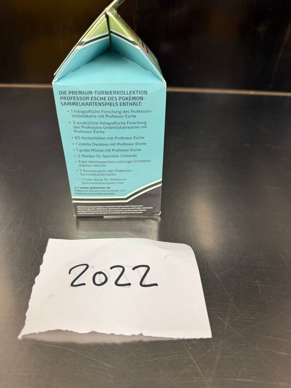 Pokémon Carte collezionabili: POKEMON-PREM. TURN. KOLLEKT.-PROF. ESCHE-2022 – Nuovo e nell'imballaggio originale da Frick venduto da RC2367 1