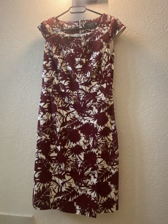 Comma Kleid Gr. 34, rot weiss gemustert