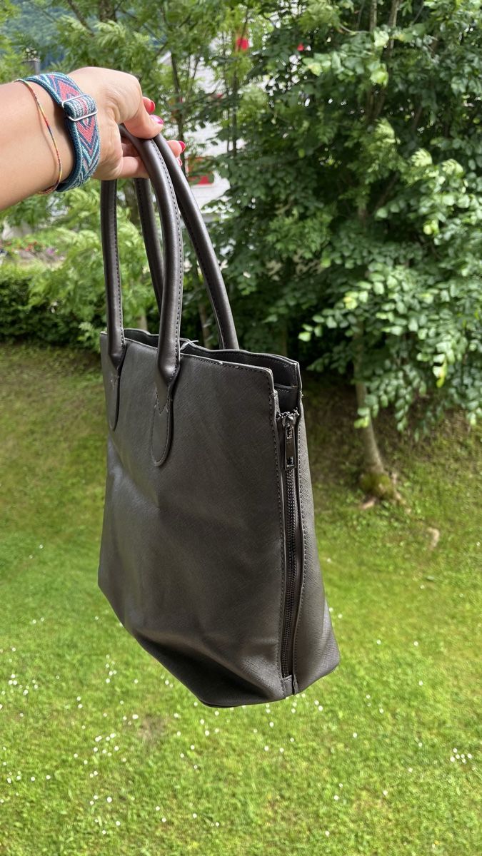 Borse da donna: Elegante Damen Handtasche / Shopper – Usato da Schübelbach venduto da lan_2rdc 2