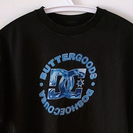 T-Shirt ungetragen - DC Shoes & Buttergoods - L/XL