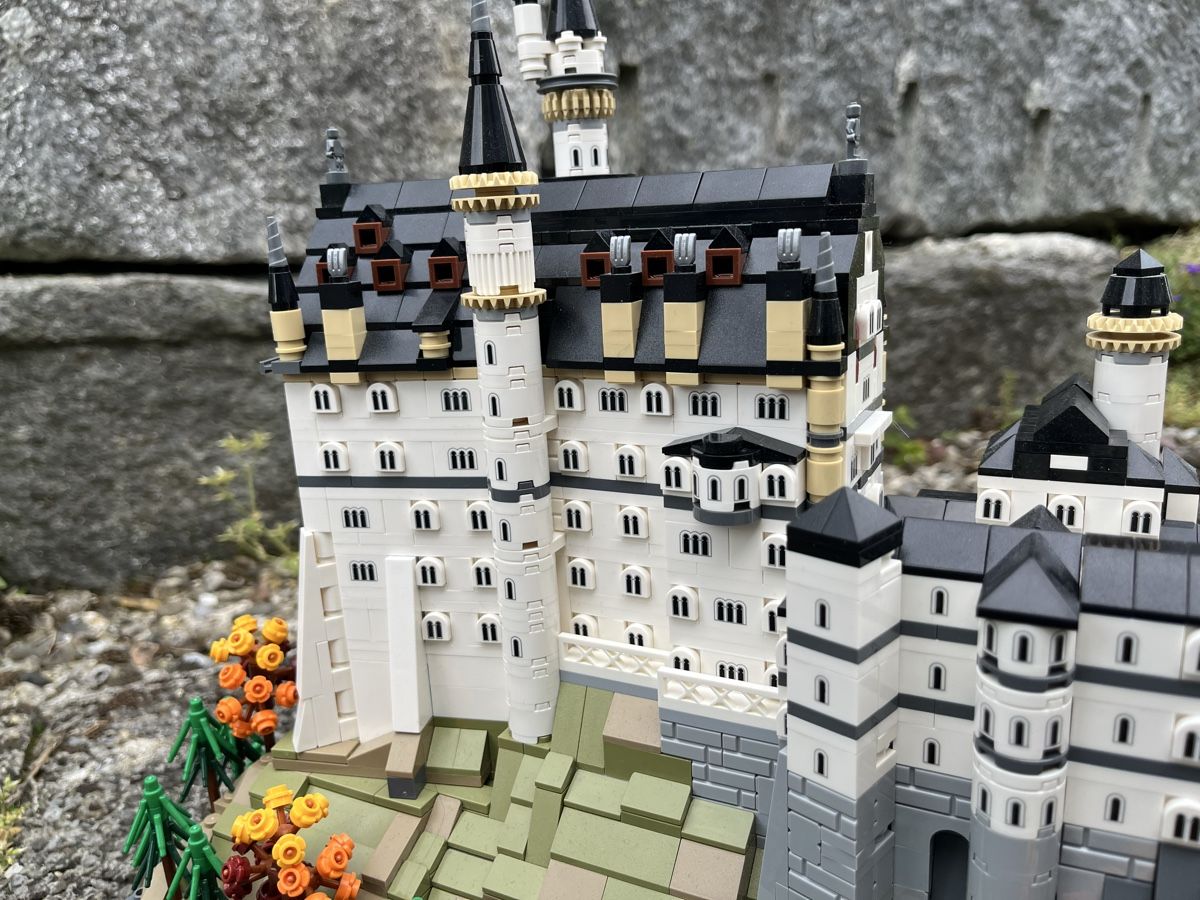Lego Kit di costruzioni: Lego 61023 Schloss Neuschwanstein – Usato da Hettlingen venduto da mat_ts7l 7