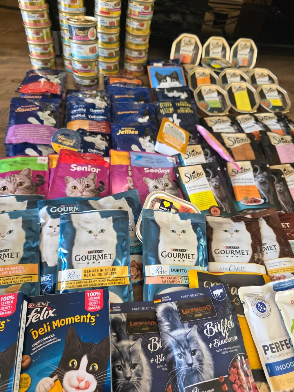 Nourriture: Katzenfutter Multipackung Nassfutter verschiedene Marken neu – D'occasion à Sattel par singlespeed101 2
