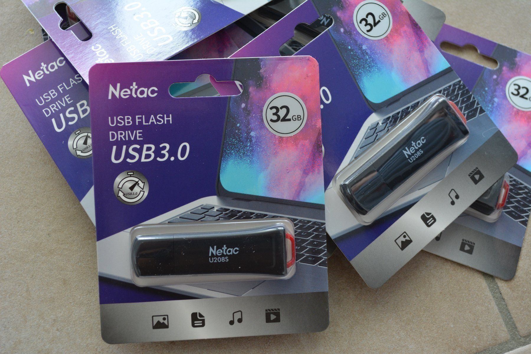 USB Sticks: Netac U208S USB3 mit Schreibschutz 32GB – Neu und originalverpackt aus Winterthur von b-mem 2