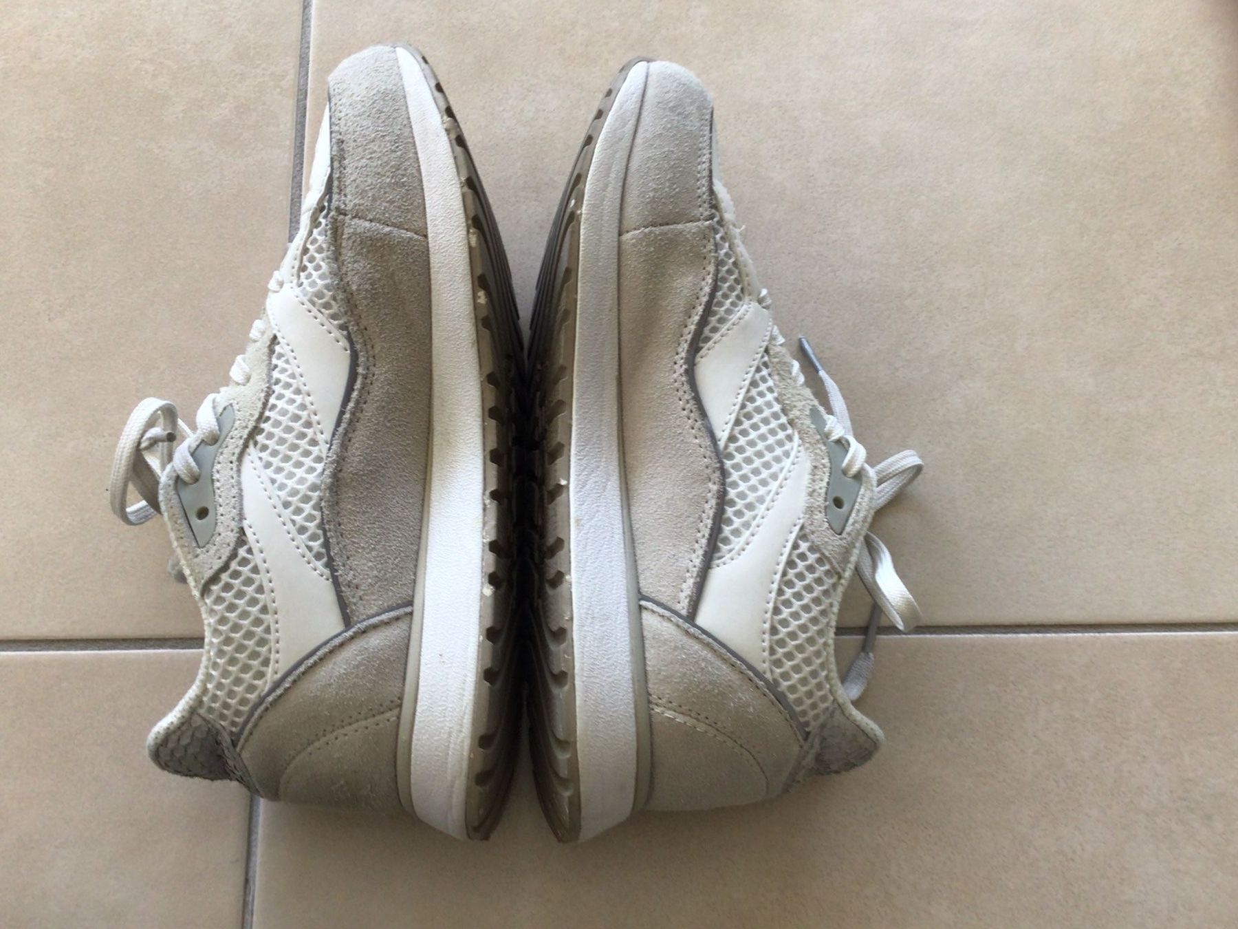 Damenschuhe: WODEN Sneaker beige Gr. 39 – Gebraucht aus Frauenfeld von Stehojen 4