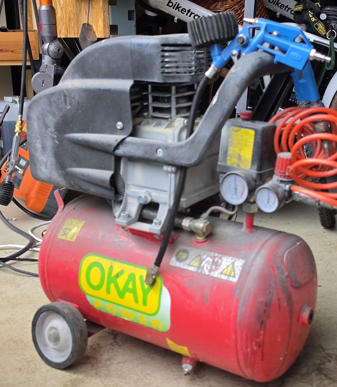 Kompressoren: OKAY POWER Kompressor rot gebraucht – Gebraucht aus Wiler b. Utzenstorf von Reflect_GmbH