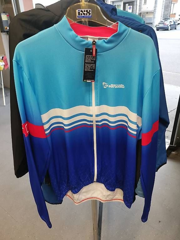 Jacken: Diverse giacche sportive – Gebraucht aus Bellinzona von MISTER.BIKE 1
