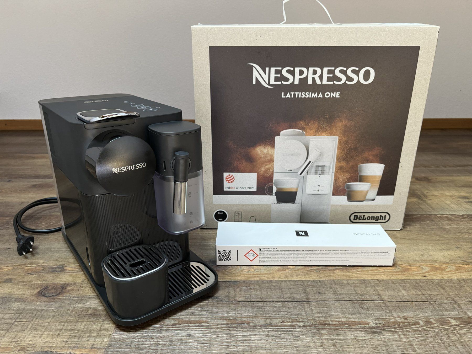 De'Longhi Macchine per caffè & Macchine per espresso: De'Longhi Lattissima One – Usato da Grosshöchstetten venduto da Professio7