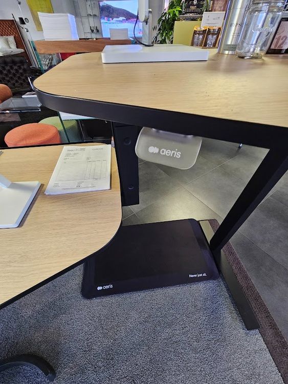 Aeris Active Office Desk ab Ausstellung Kaufen auf Ricardo