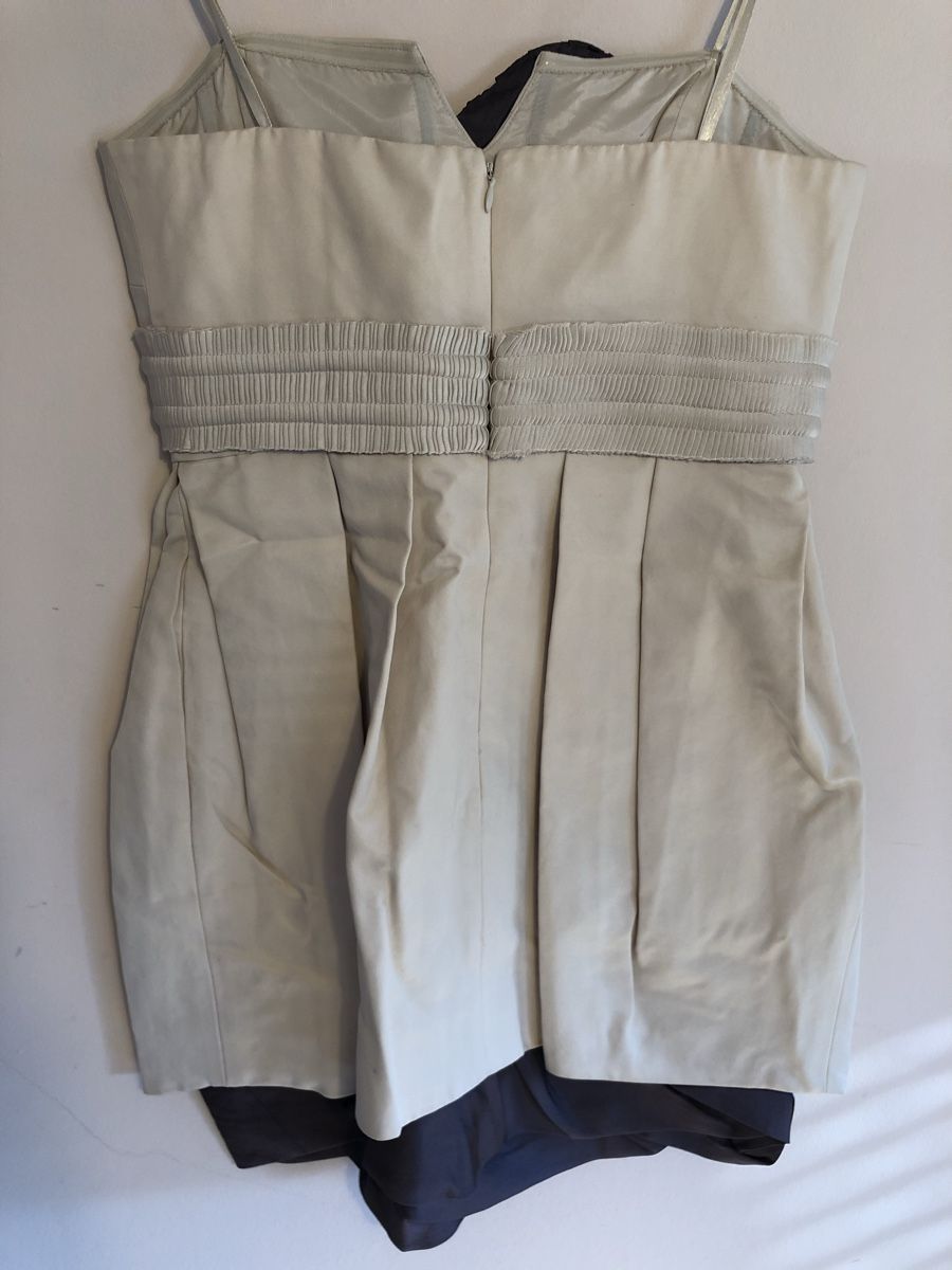 Vestiti: Robe bustier BCBG Maxazria Runway T38 élégante – Nuovo (secondo la descrizione) da Lausanne venduto da Stephaniesdressing 2