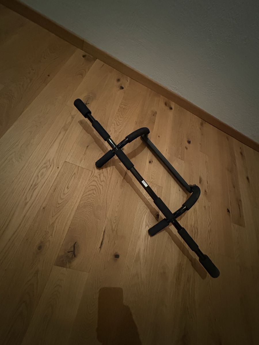 Hometrainer: Klimmzugstange ALEX – Gebraucht aus Ehrendingen von tim_5psp 2
