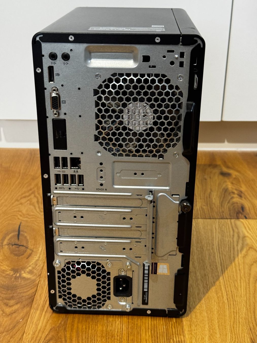 Hewlett Packard PC: HP ProDesk 400 G5 MT – Usato da Flawil venduto da lightstorm77 2