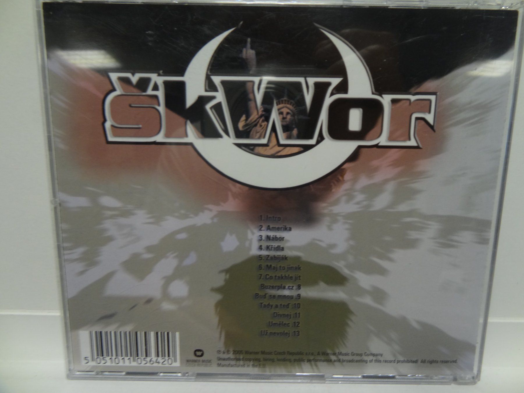 CD: CD Škwor Amerika – Usato da luzern venduto da musicandart 1