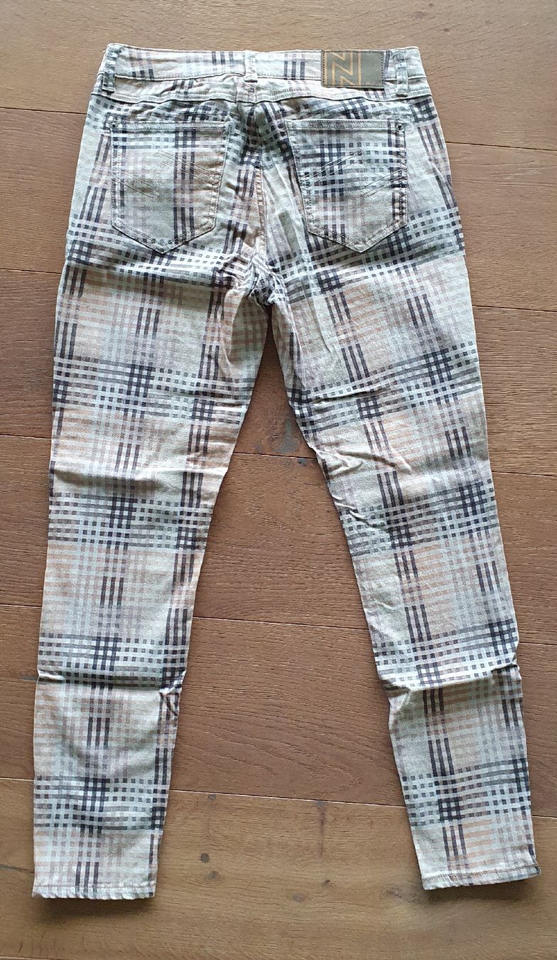 Nile Pantaloni: Hose "Nile" gemustert, Gr. 36 – Nuovo (secondo la descrizione) da Möriken AG venduto da Katze110 1
