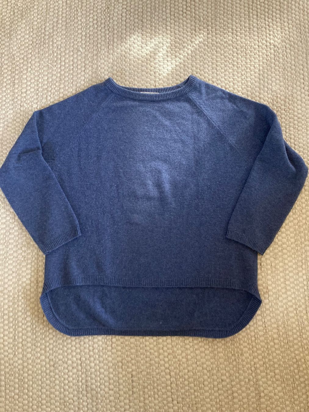 Maglioni & Felpe: Top, hochwertiger 100% Cashmere Pullover – Usato da Thalwil venduto da helvetaki 1