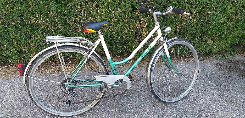 Velos: Vélo de fille 24" 6 vitesses REVISE – Gebraucht aus Yverdon-les-Bains von Jeandynamic