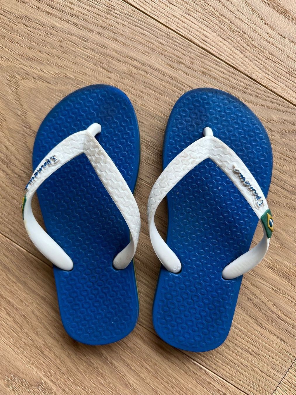 Ipanema Scarpe per ragazzi: IPANEMA Flip-Flops Gr. 25/26 – Usato da Ennetbaden venduto da Katiusia