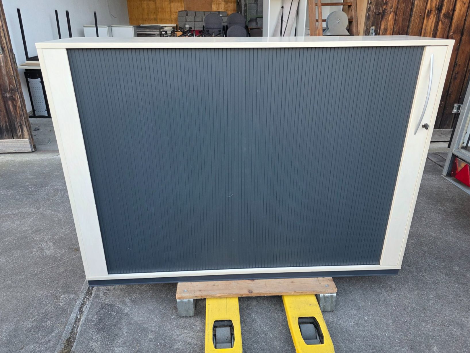 Armadi: Lateralschrank 40x160x115 – Usato da Rüti ZH venduto da Madeira14