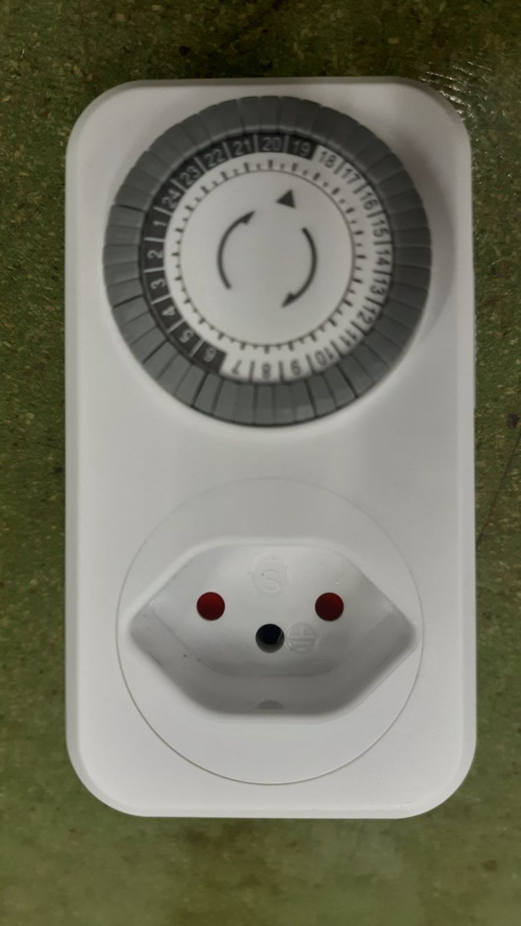Stromzufuhr: Zeit-Schalt-Uhr  NEU – Neu und originalverpackt aus Adlikon b.Regensdf von attila63 1