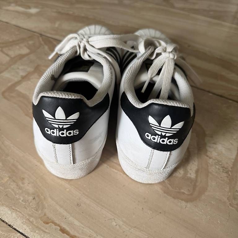 Scarpe da uomo: Adidas Superstar 42 – Usato da Allschwil venduto da puc_x5z7 3