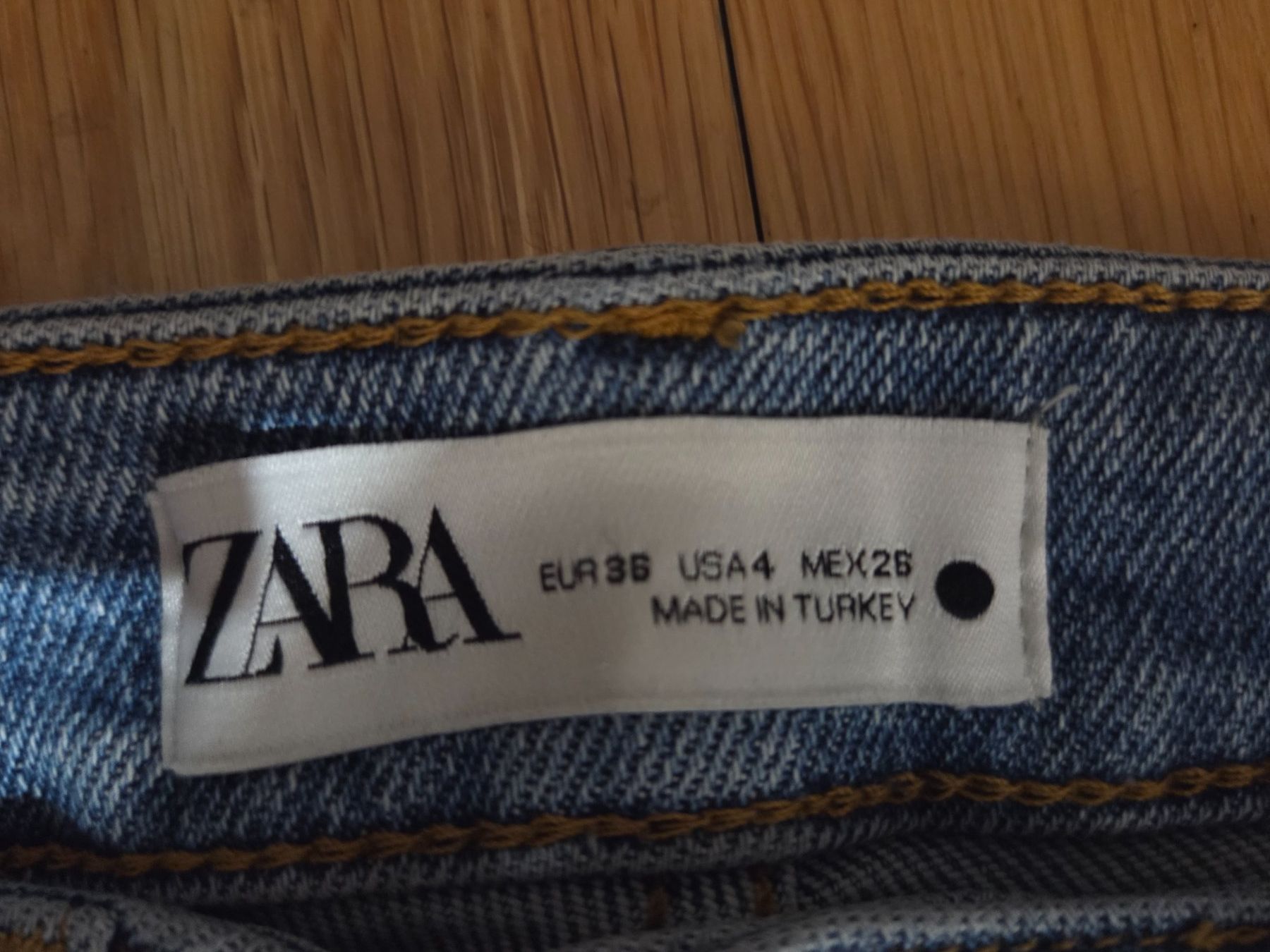 Zara Jeans: ZARA High Waist helle Jeans,Gr.36 mit Elastin – Usato da Sachseln venduto da dz1979dz 4