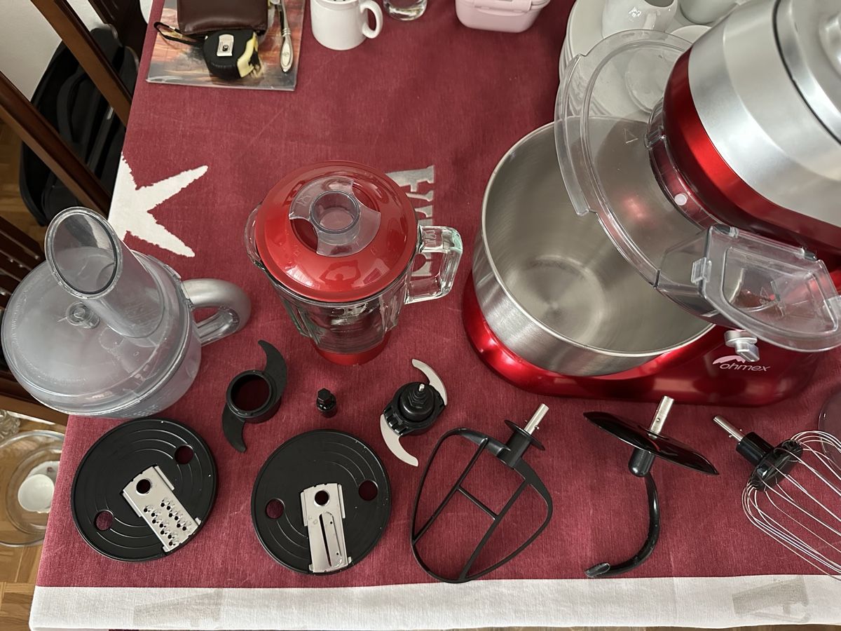 Ohmex Elettrodomestici da cucina: Ohmax Kitchen Machine Red Set good condition – Usato da Nuerensdorf venduto da Sagnak007 2