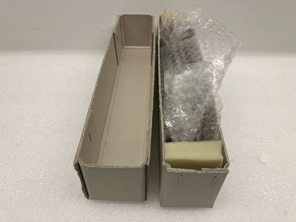 Swiss Modelleisenbahnen: smf ag CHF 1981 H0= schöner roter Pfeil - Messing Swiss Made – Gebraucht aus Thun von retoolinoo 9