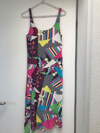 Schönes Kleid von Versace, Gr. 38 (42)