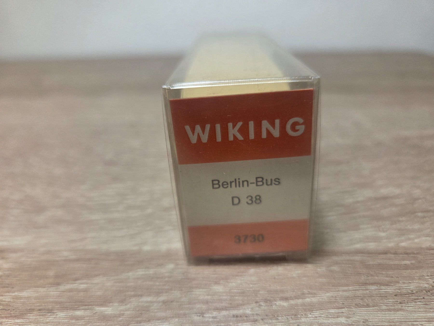 Wiking Modellini d'auto: Wiking 3730 Berlin Bus H0 – Nuovo e nell'imballaggio originale da St-Aubin-Sauges venduto da Lo_Go 2