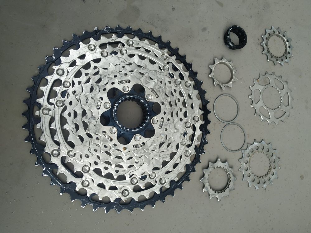 SHIMANO SLX CS-M7100 Cassette - 12-Speed, Zilver/Zwart, Micro Spline
