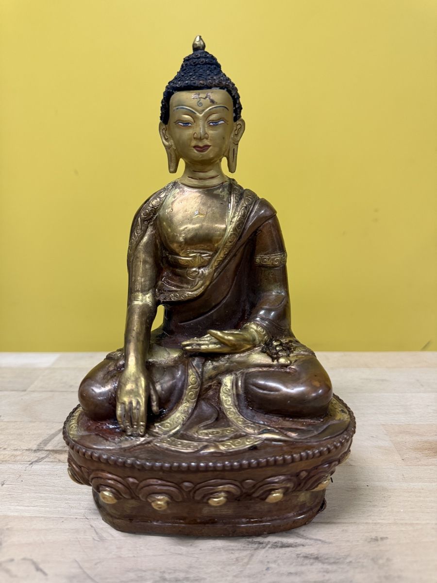 Statuette: Buddha Figur Messing Sitzend mit Sockel antik – Usato da Strengelbach venduto da RaenAntikDesign
