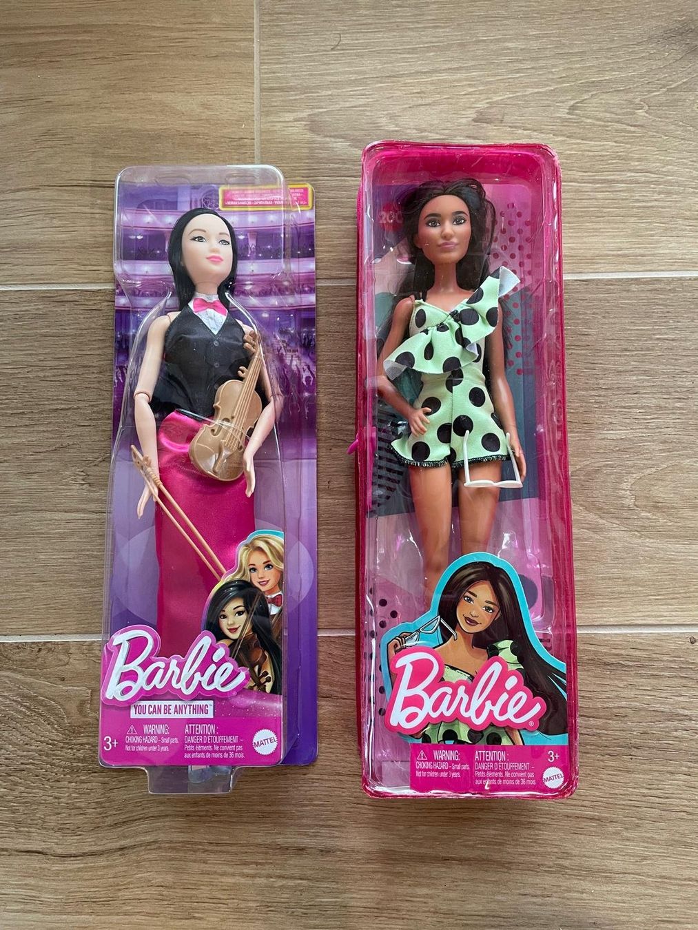 Bambole: Lot de 2 poupées Barbie neuves – Nuovo e nell'imballaggio originale da Lonay venduto da steve.paquier