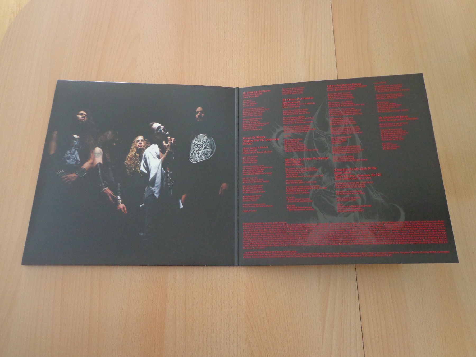 Dischi in vinile: Absu-Barathrum V.I.T.R.I.O.L. 12'' Silver Vinyl LP The Crypt – Nuovo (secondo la descrizione) da Brienz BE venduto da INTERNALFIRE 3