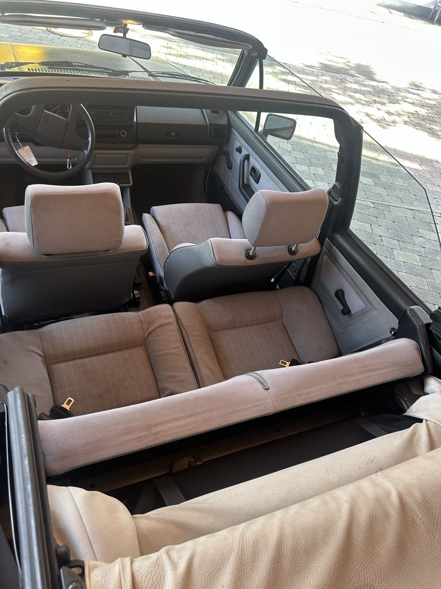 VW Automobili: Golf 1 Cabrio – Usato da Hittnau venduto da cla_8skq 4