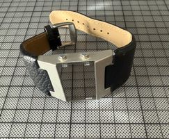 Vintage LED Uhr, Retro Digitaluhr mit Lederarmband