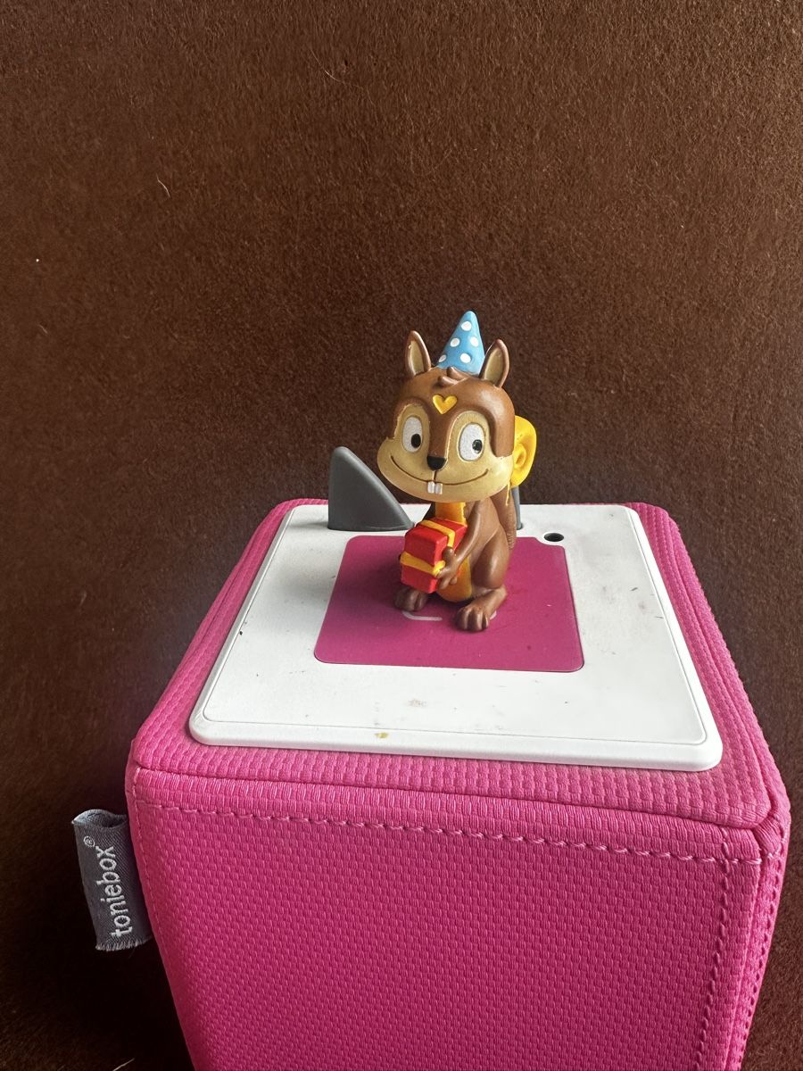 Tonies Statuette: Toniebox Figur - Geburtstagslieder – Usato da Forch venduto da sv94