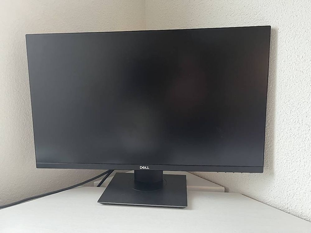 Dell Monitor: DELL Bildschirm 24 Zoll – Nuovo (secondo la descrizione) da Rothrist venduto da khe_87