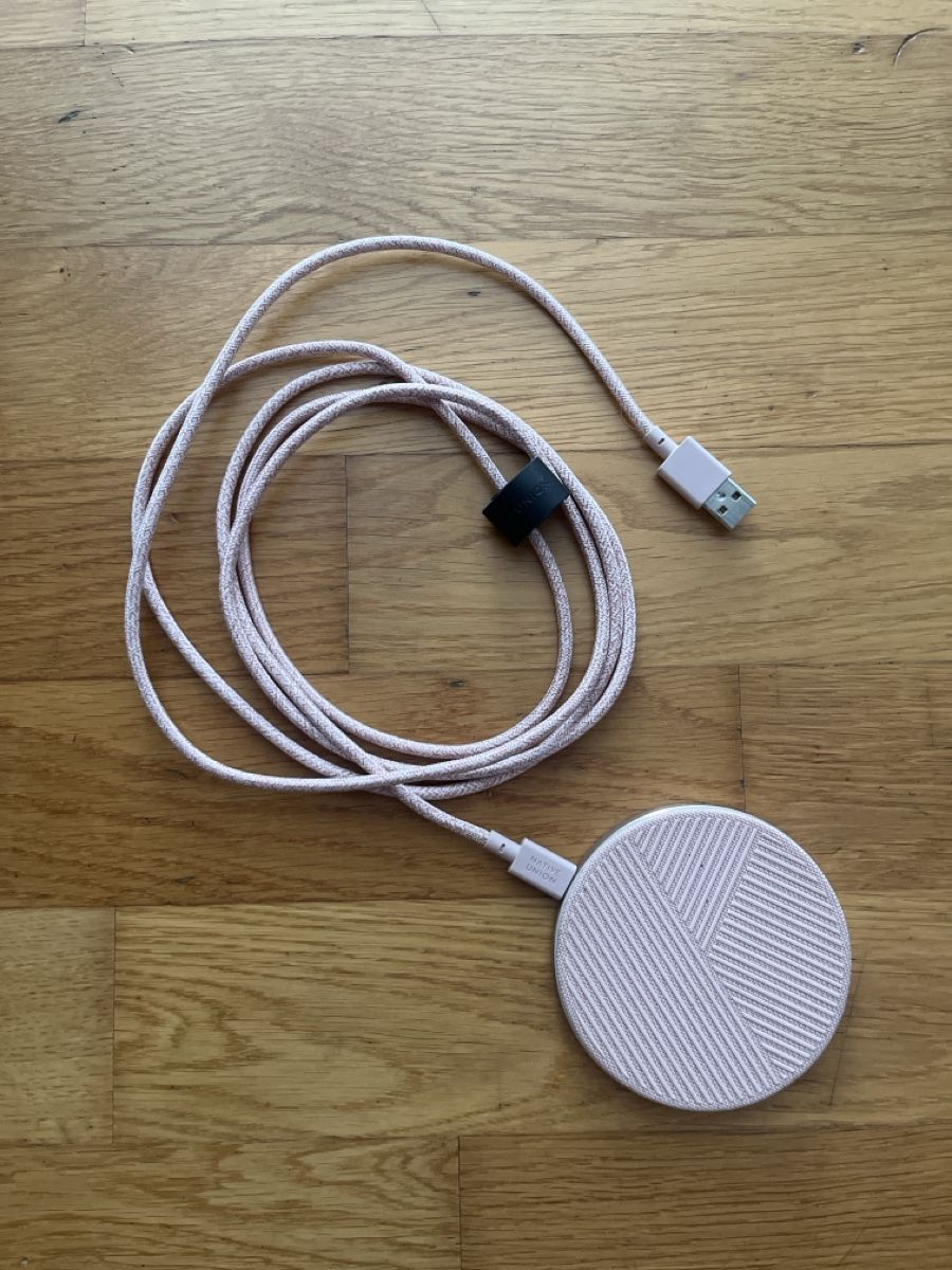 Chargements: Native Union Drop Wireless Charger neu – D'occasion à Mauensee par ThePokemonOpener 1