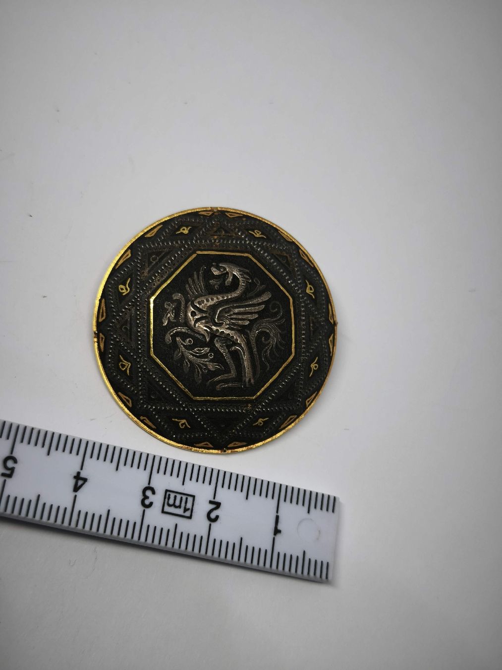 Spille & Fermagli: Drachen Brosche rund gold & schwarz  – Usato da St. Gallen venduto da GIULESGG 4