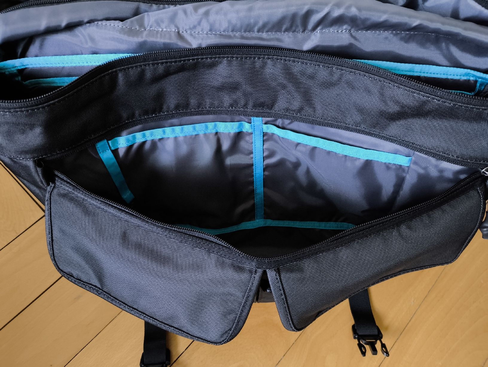 Borse: THULE Covert Messenger Tasche Pro-DSLR neuwertig! – Nuovo (secondo la descrizione) da Bern venduto da stefsvolta 6