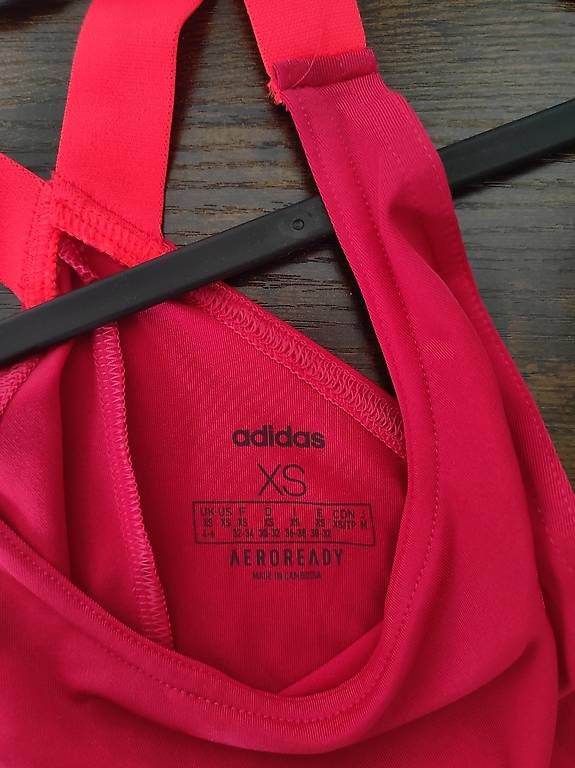Tops: Top Adidas sport  – Gebraucht aus Bercher von TBarra 1